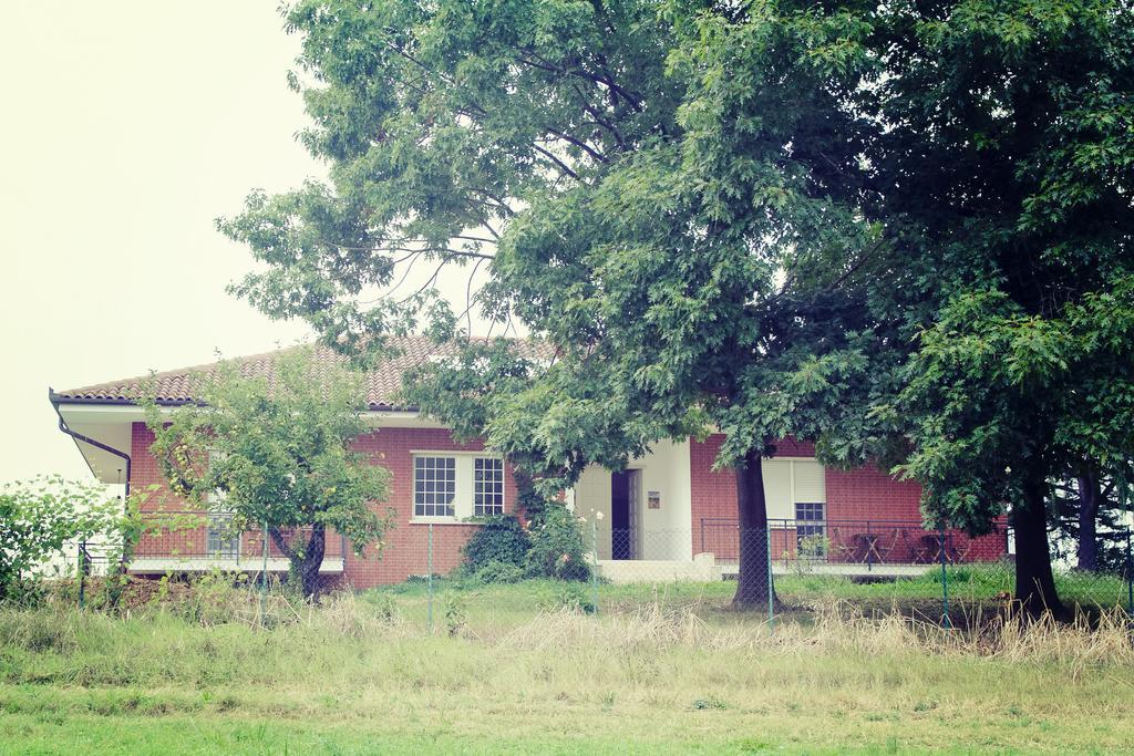 B&B "La Riviera" Arignano ภายนอก รูปภาพ